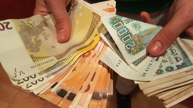 الوكالات السياحية ممنوعة من حق الصرف نيابة عن زبائنها!