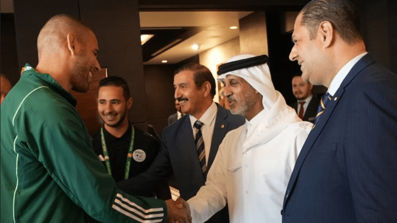 بالصور.. وزير الرياضة والشباب القطري يزور “الخضر”