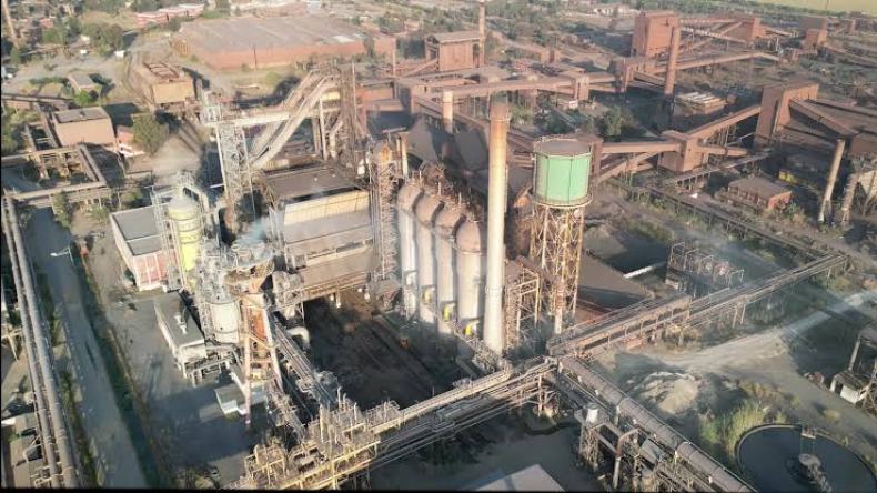 أحكام بالسجن بلغت 15 سنة في فضيحة “إيميتال “