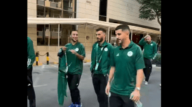بالفيديو.. جولة خفيفة للاعبي المنتخب الجزائري قبل مواجهة البحرين