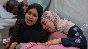 هكذا عمل الاحتلال الصهيوني على استهداف النساء والأطفال والمسنين في غزة