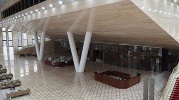 تكريمٌ بعد التكريم