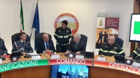 لقاء جزائري–إيطالي لتعزيز التعاون في مواجهة الأخطار الكبرى