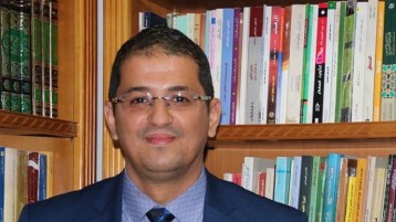 مع المفكر بلعقروز… حين تفتح الفلسفة نافذتها على المجتمع