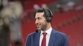أبو تريكة يشن هجوما لاذعا على “الكاف” بسبب كأس إفريقيا
