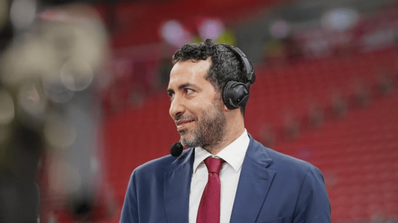 أبو تريكة يشن هجوما لاذعا على “الكاف” بسبب كأس إفريقيا