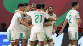 هذه هي القنوات الناقلة لمباراة الجزائر وغينيا الاستوائية