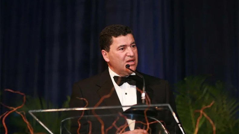 البروفيسور زرهوني يصف تطور الإنجليزية في الجزائر بـ”المدهش”