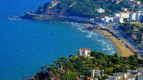 عنابة تستقبل وفدا يتكون من 147 سائح أجنبي من مختلف الجنسيات