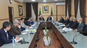 بمشاركة أربع وزارات.. لجنة مشتركة لتحسين تسيير المدارس الابتدائية