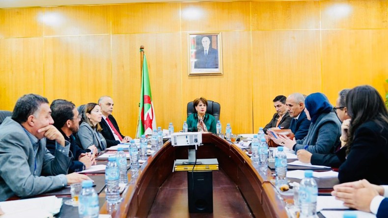 تنصيب اللجنة الوطنية لمتابعة ملفات التراث الثقافي غير المادي