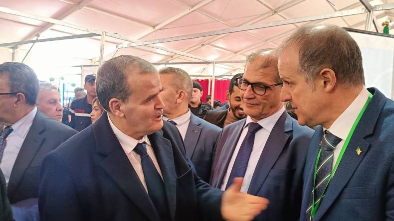 افتتاح صالون المنتجات الجزائرية للتصدير