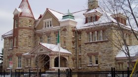 حين تعيدك الدبلوماسية الجزائرية إلى الوطن: شهادة من أوتاوا ومونتريال