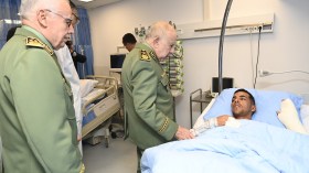 حادث بني عباس.. الفريق أول شنقريحة يتفقد الجرحى