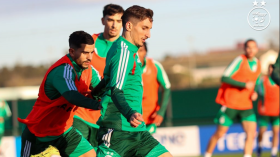بالفيديو.. المنتخب الجزائري يخوض أول حصة تدريبية بالرباط تحسبا لمواجهة السودان