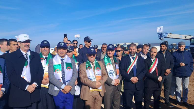 انطلاق أشغال إنجاز مصنع تحلية مياه البحر ببلدية المرسى في الشلف