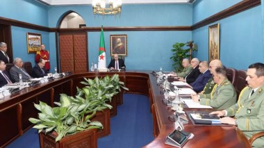 Le président de la République préside une réunion du Haut conseil de sécurité