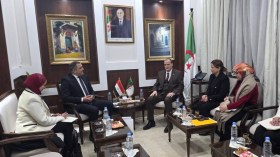 مباحثات جزائرية-مصرية لترقية المبادلات التجارية