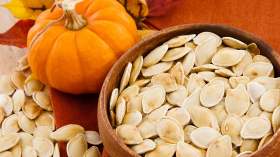 ماذا يحدث لجسمك عند تناول بذور اليقطين؟