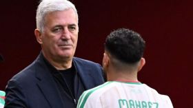 يتدخّل في عمل بيتكوفيتش؟ محرز يردّ