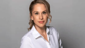 شاهد.. انفعال صحفية أمريكية شهيرة بسبب الاحتلال الإسرائيلي!