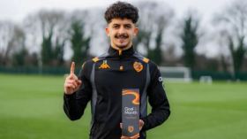 بلومي يُرمّم معنوياته بِجائزة