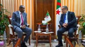 عجال يبحث مع المدير التنفيذي للجنة الإفريقية للطاقة آفاق تعزيز التعاون القاري