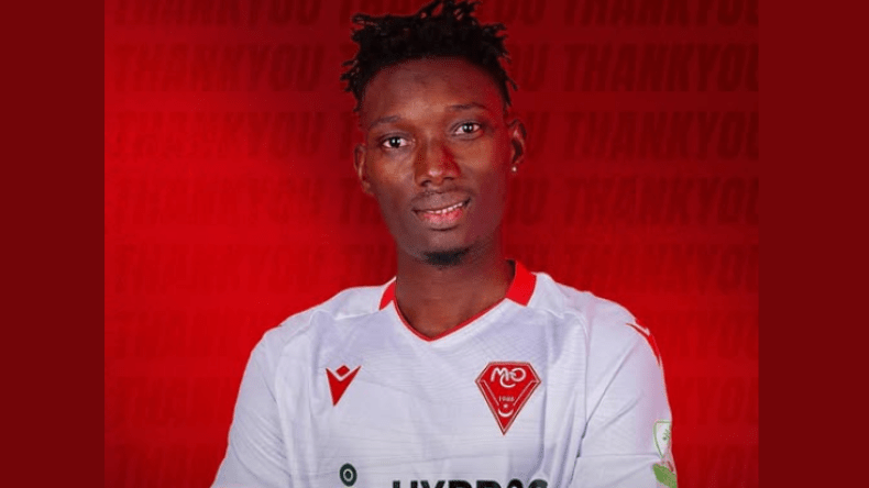 إدارة مولودية وهران تفسخ عقد اللاعب جوبي