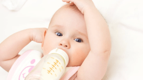 شركة حليب أطفال عالمية تواجه مشاكل في الجودة!