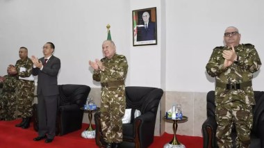 Le Général d’Armée Saïd Chanegriha suit l’opération de lancement du deuxième satellite Alsat-3B