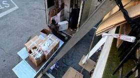 جزائريّون يعتمدون على “خدمات الترحيل” لتخفيف متاعب تغيير السكن