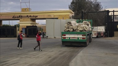 Le poste-frontière de Rafah à Gaza rouvrira la semaine prochaine dans les deux sens (lead)