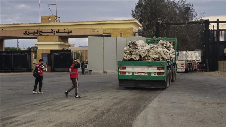 Le poste-frontière de Rafah à Gaza rouvrira la semaine prochaine dans les deux sens (lead)