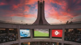 شاشة عملاقة لعرض لقاء المنتخب الوطني بمقام الشهيد