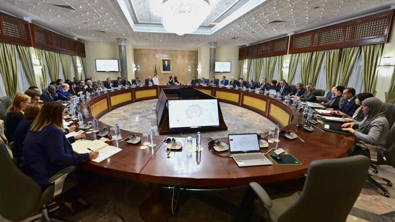 3 ملفات هامة على طاولة اجتماع الحكومة