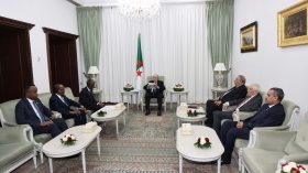 Le Président de la République reçoit l’envoyé spécial du président de la République fédérale de Somalie