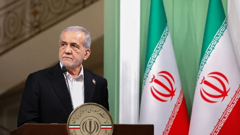 بزشكيان: ترامب ونتنياهو وأوروبا أثاروا التوتر في إيران