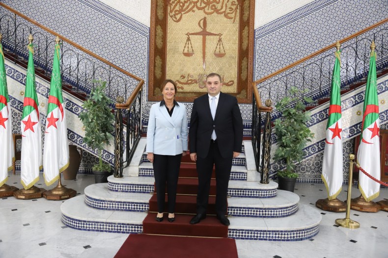 Ségolène Royal autorisée à rendre visite au journaliste  incarcéré à Tizi Ouzou