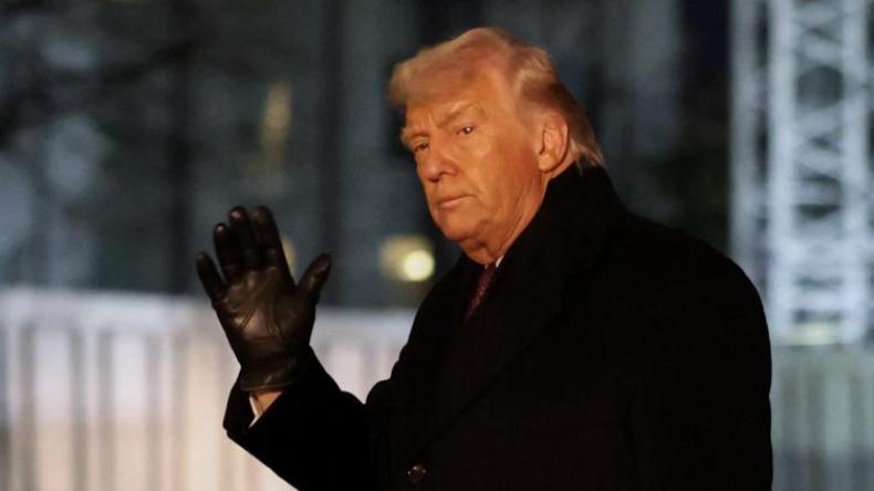 ترامب: أسطول حربي آخر يتجه نحو إيران