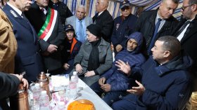 سعيود ومولوجي يصلان الشلف للوقوف على مخلفات التقلبات الجوية