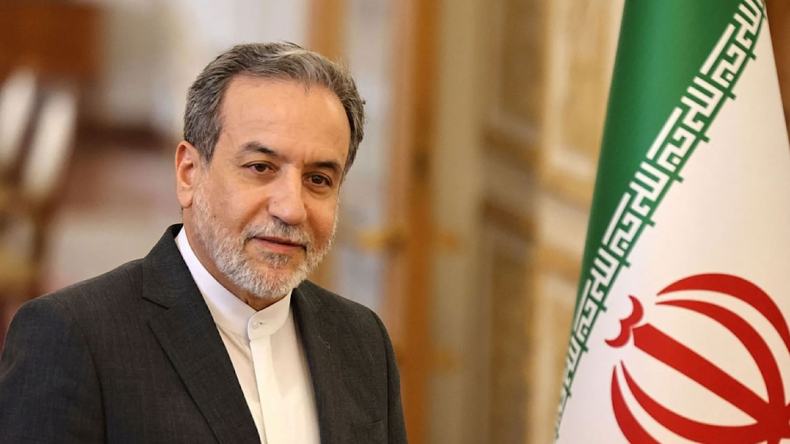 عراقجي من بيروت: لا نسعى للحرب ولكننا مستعدون    