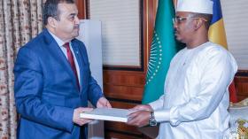 عرقاب يُسلم رسالة من الرئيس تبون إلى نظيره التشادي