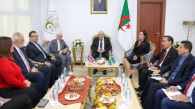 نقل أحدث التكنولوجيات.. قويدري يتباحث مع سفيرين أوروبيين