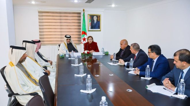 مباحثات جزائرية-قطرية للتصدي للتحديات المرتبطة بالتغيرات المناخية