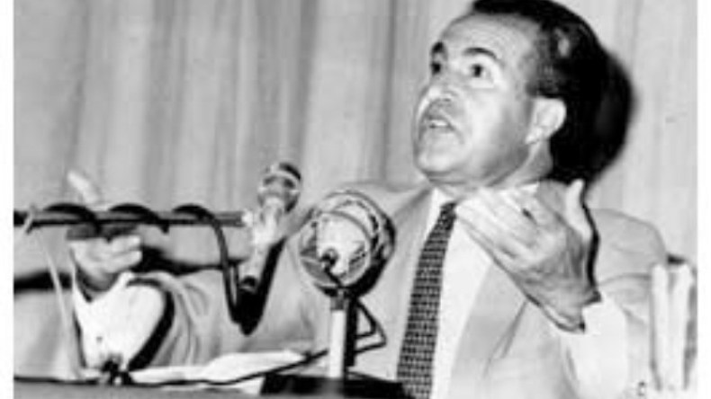 مولود قاسم نايت بلقاسم: حين يلتقي الفكر بالمسؤولية الوطنية