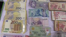 الإطاحة بشبكة إجرامية منظمة عابرة للحدود لتهريب العملة