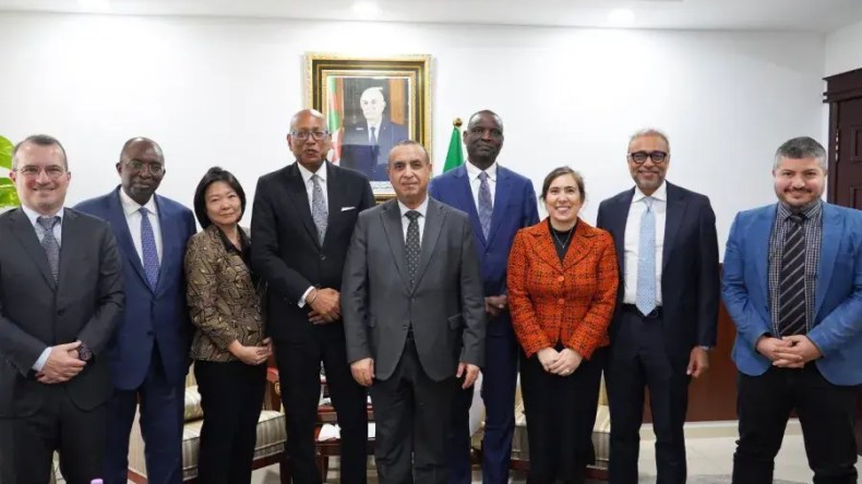 عجال يبحث مع مؤسسة التمويل الدولية توسيع الشراكة في هذه المجالات