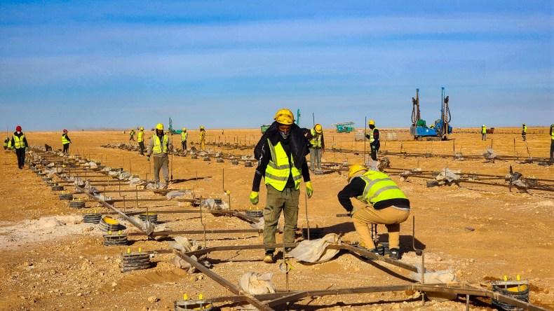 هذا هو موعد تسليم محطة الطاقة الشمسية بتندوف