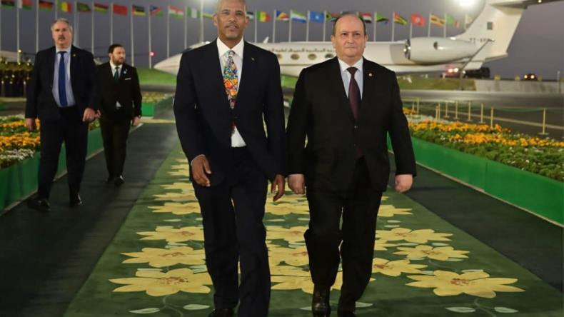 الوزير الأول يمثّل رئيس الجمهورية في قمة الاتحاد الإفريقي بإثيوبيا