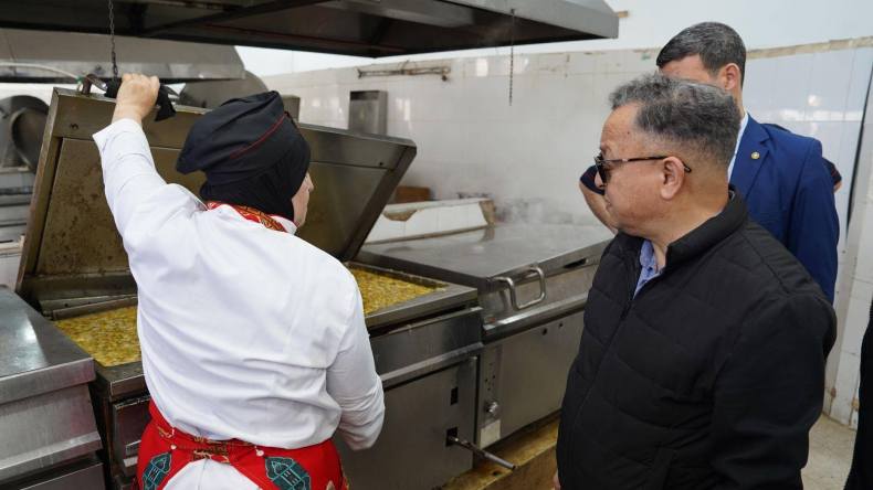 بداري يقوم بزيارة “مفاجئة” إلى الإقامة الجامعية “أولاد فايت 3” (صور)